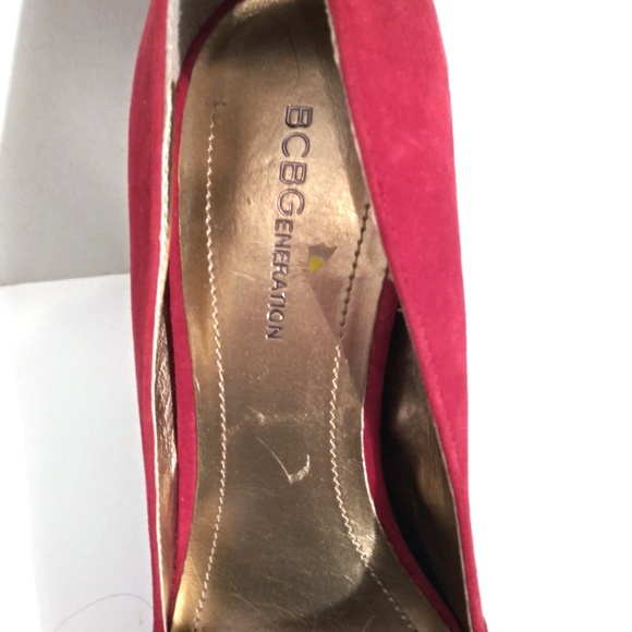 Red Suede Pointed Toe Shoes Size 9B, BCBGeneration Red Stiletto Vintage Pumps - Picture 3 of 11